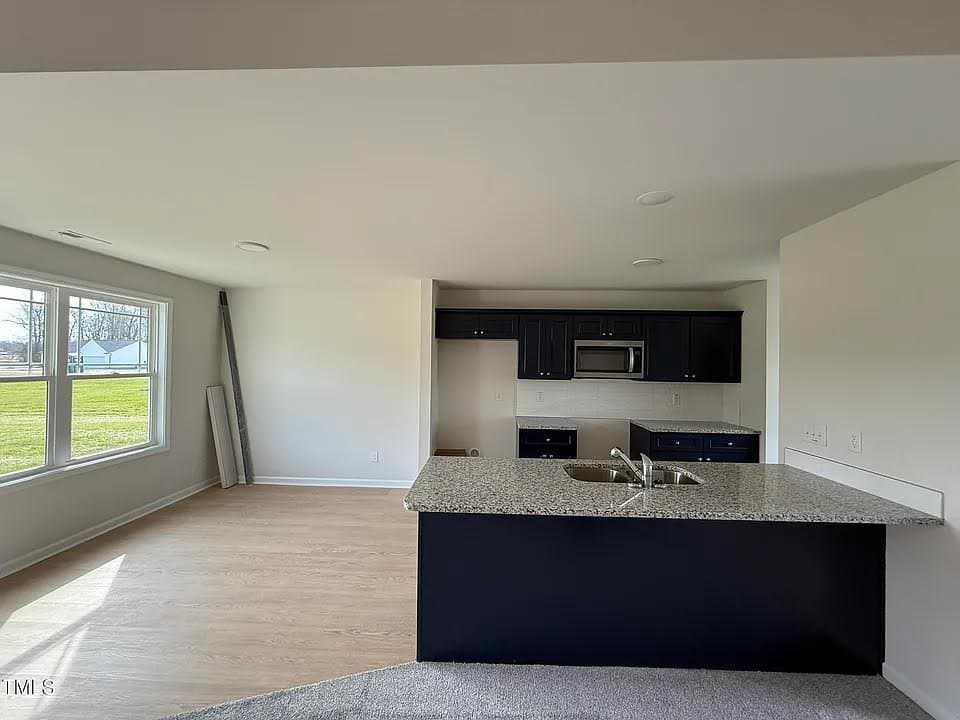 Dunn House: 44 Harvest Hills Ln