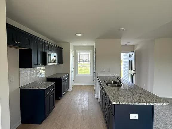 Dunn House: 44 Harvest Hills Ln