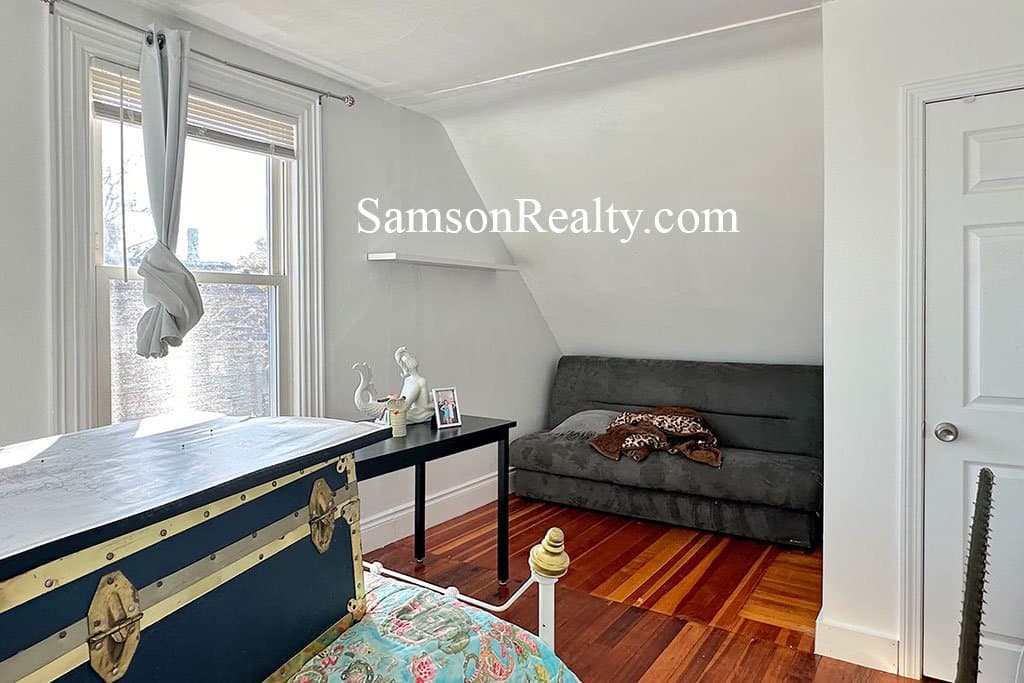 Providence Condo: 4 Rhode Island Ave