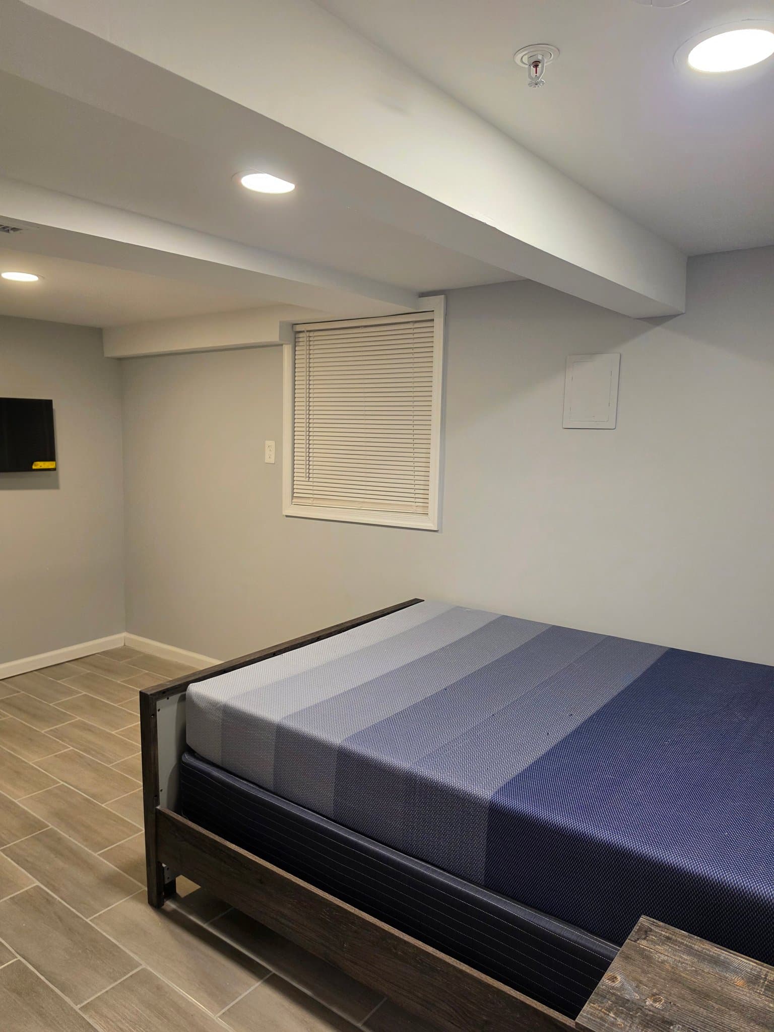 Temple Hills Single Room: 2804 Bellbrook St
