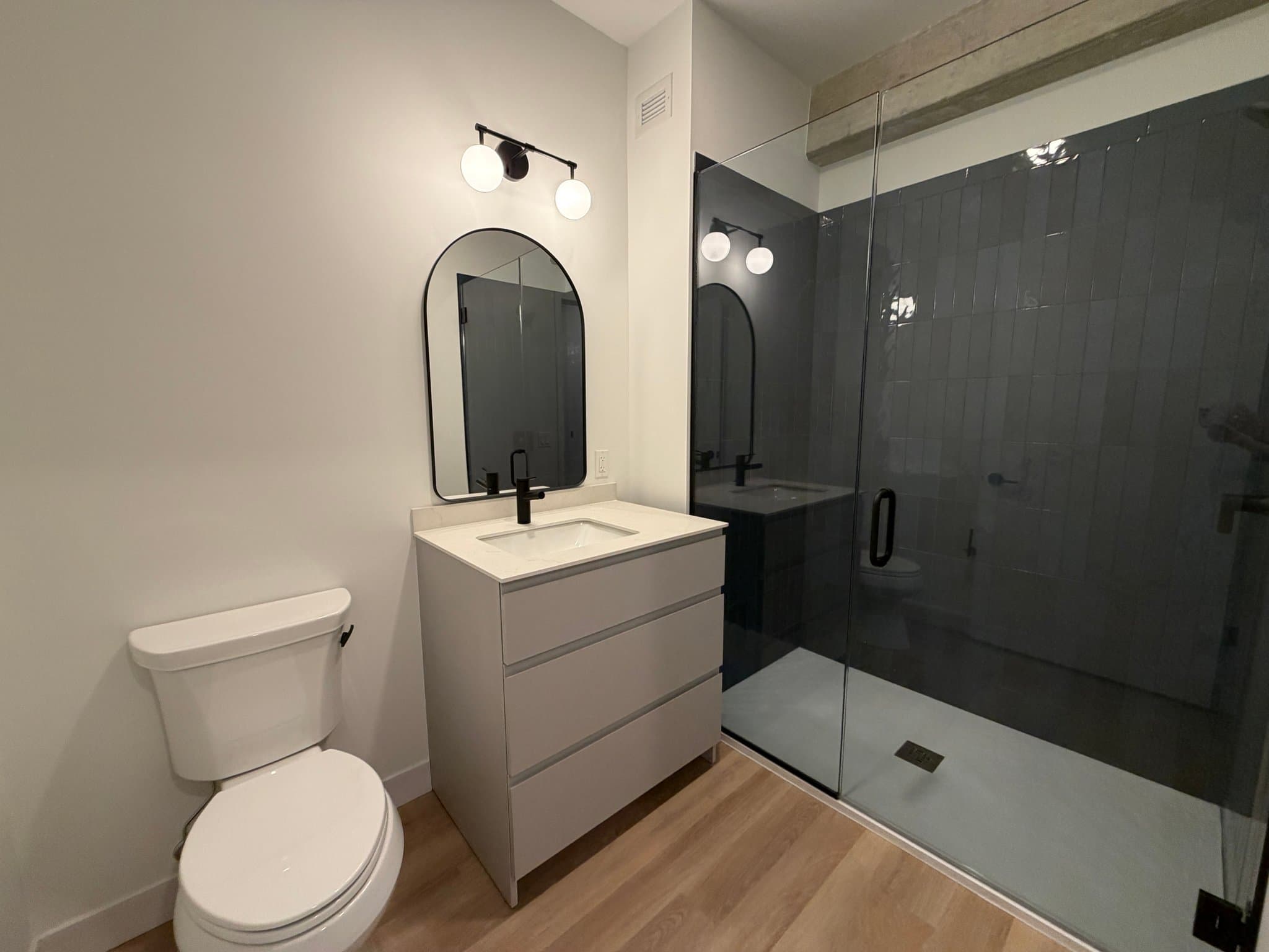 Chicago Condo: 221 North Ada Street