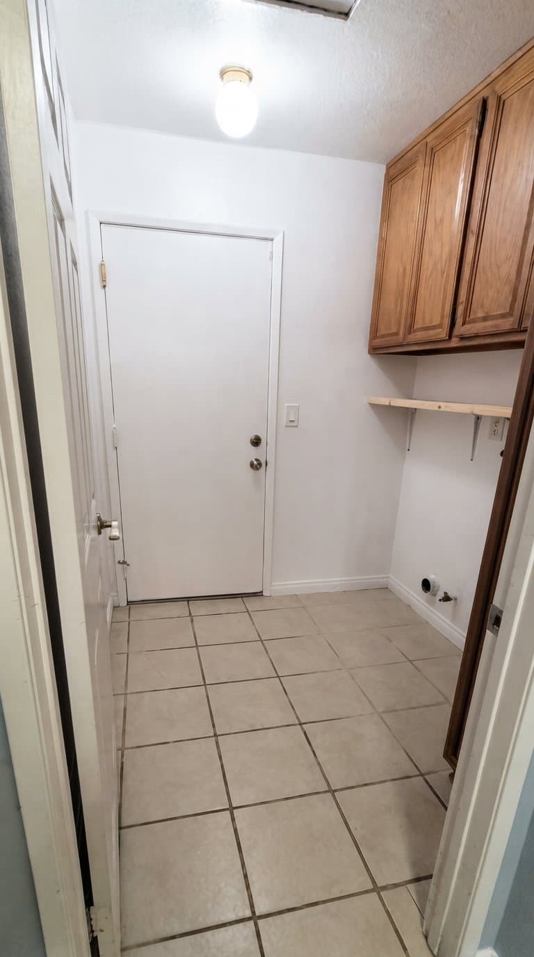 Palmdale House: 4339 E Avenue Q11