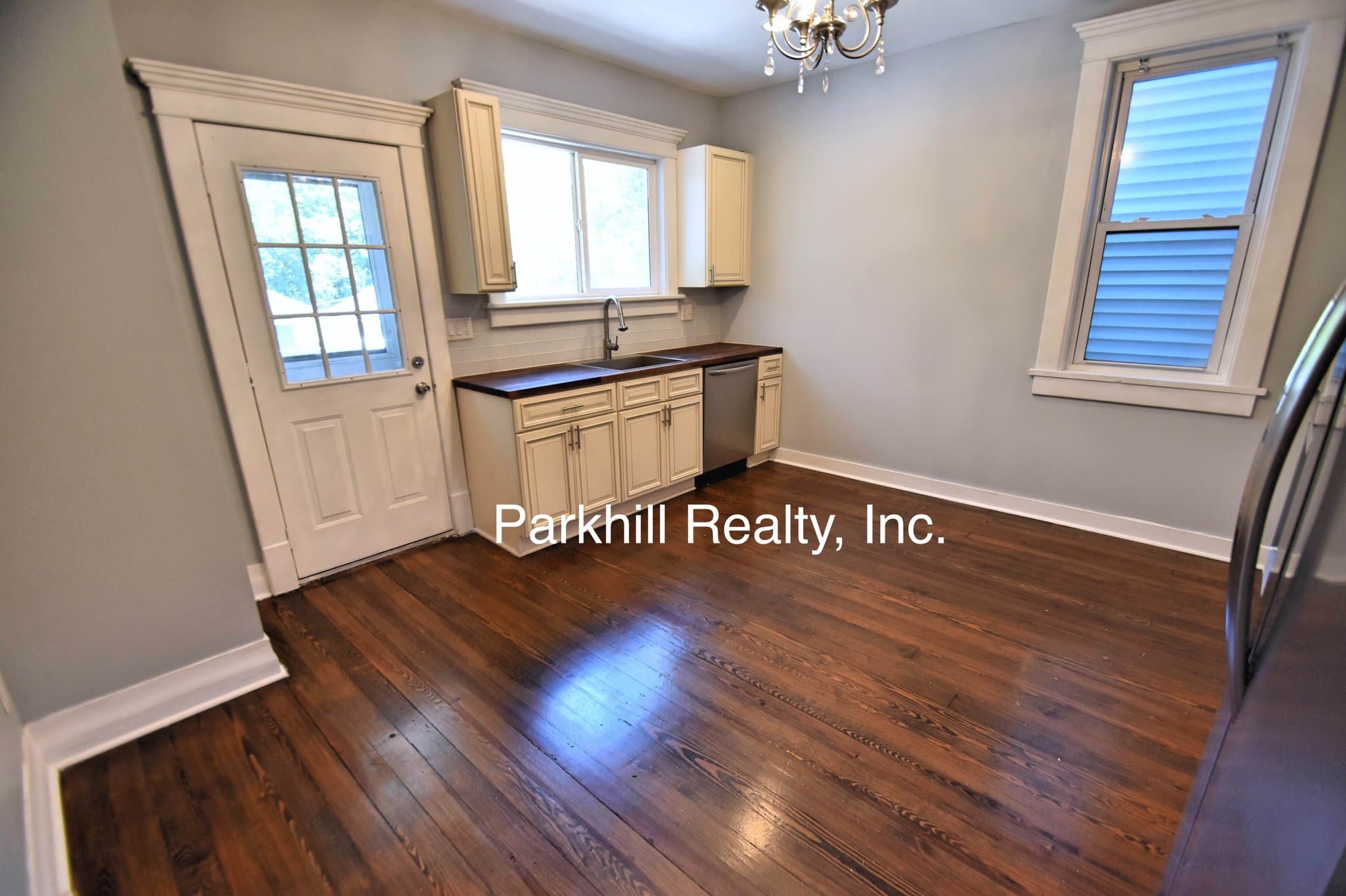 Bangor Townhome: 696 Main Street