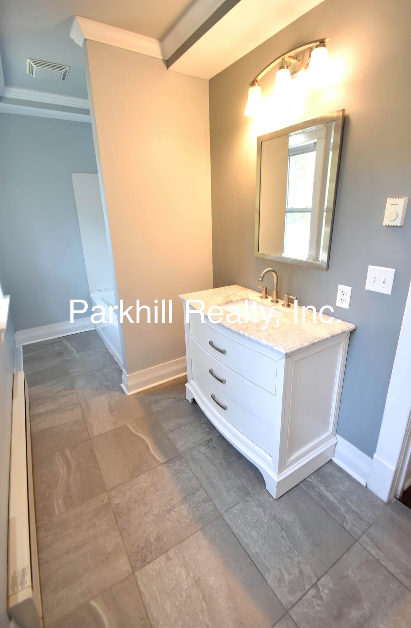 Bangor Townhome: 696 Main Street