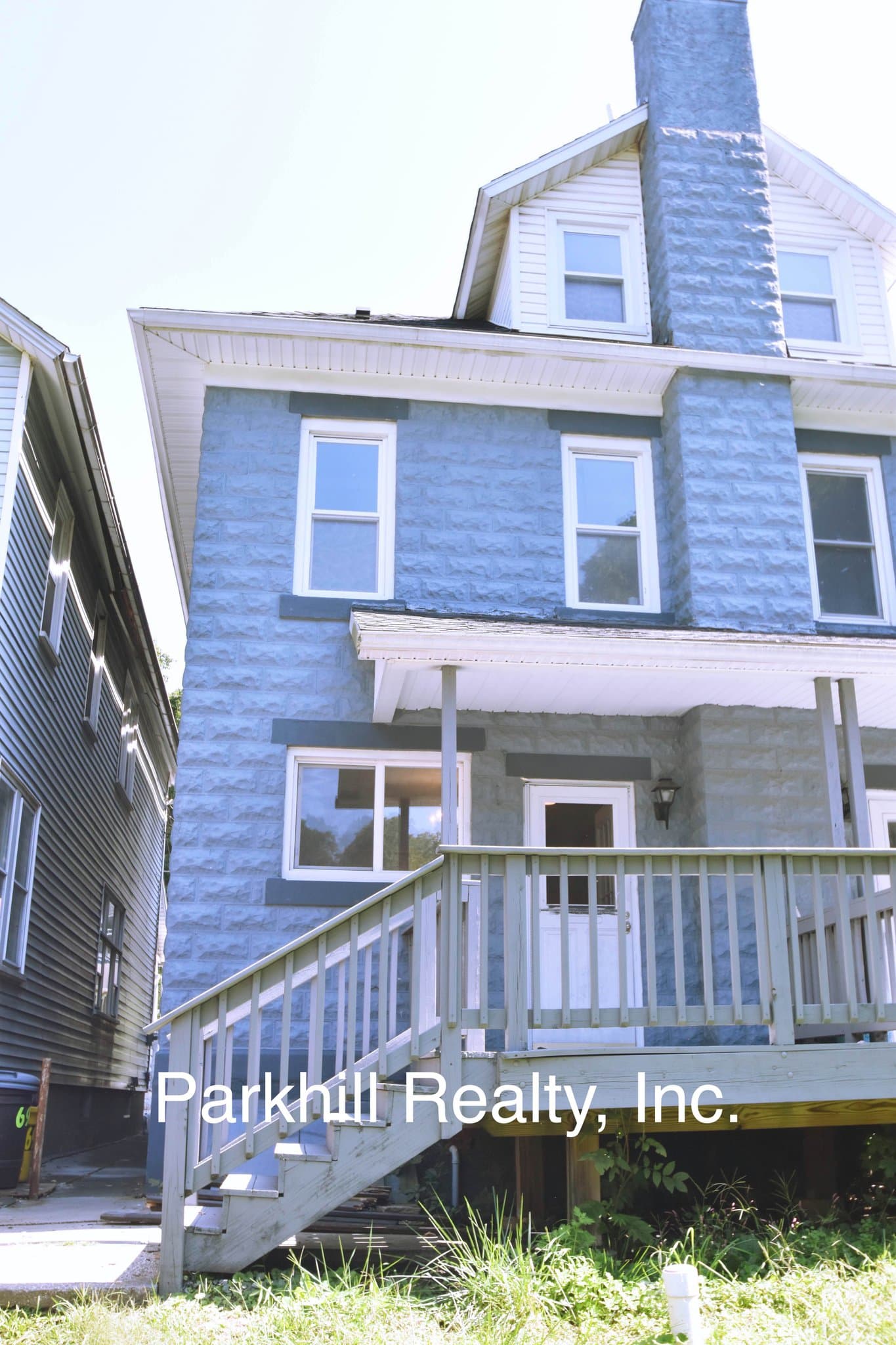 Bangor Townhome: 696 Main Street