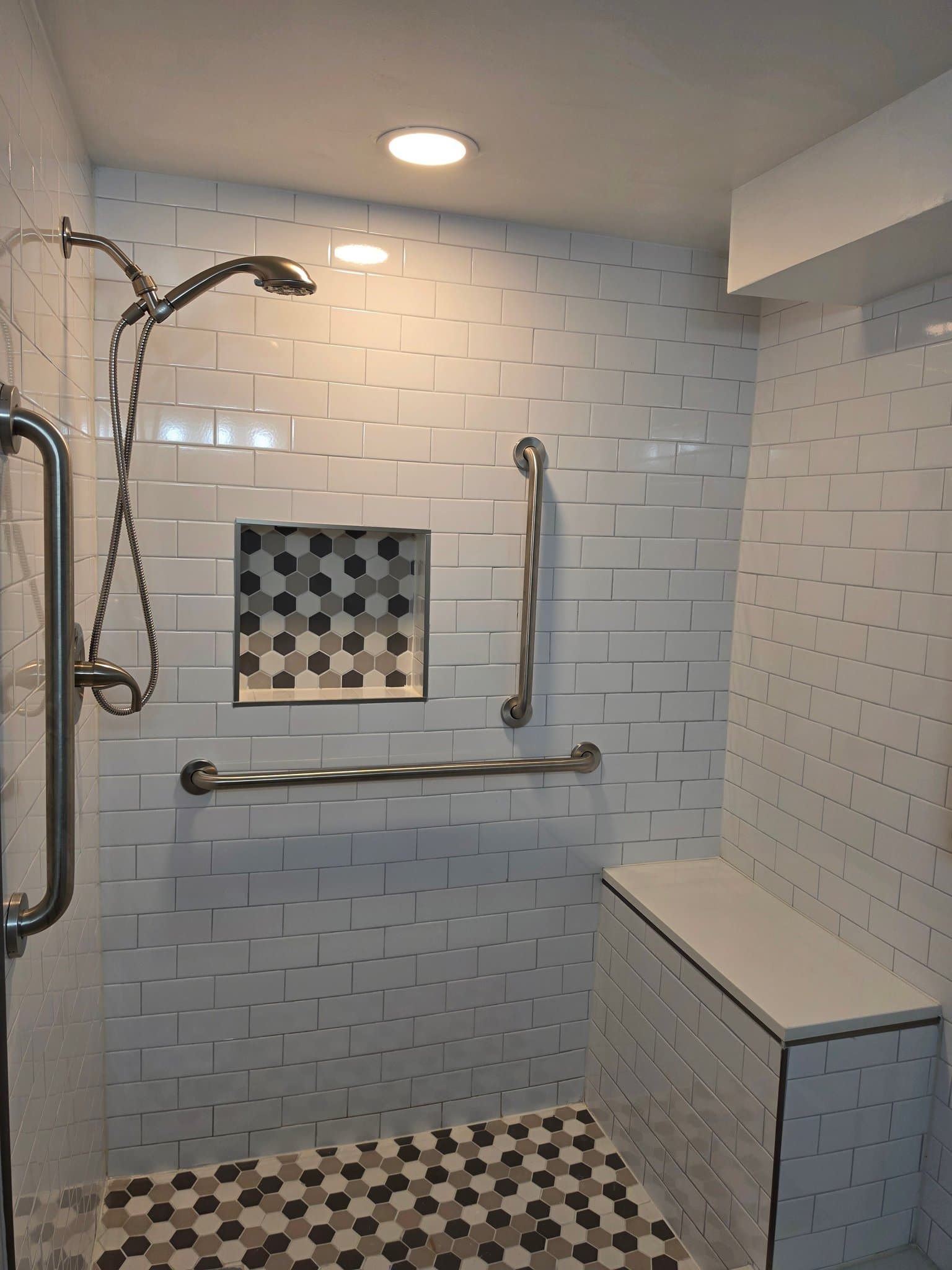Temple Hills Single Room: 2804 Bellbrook St