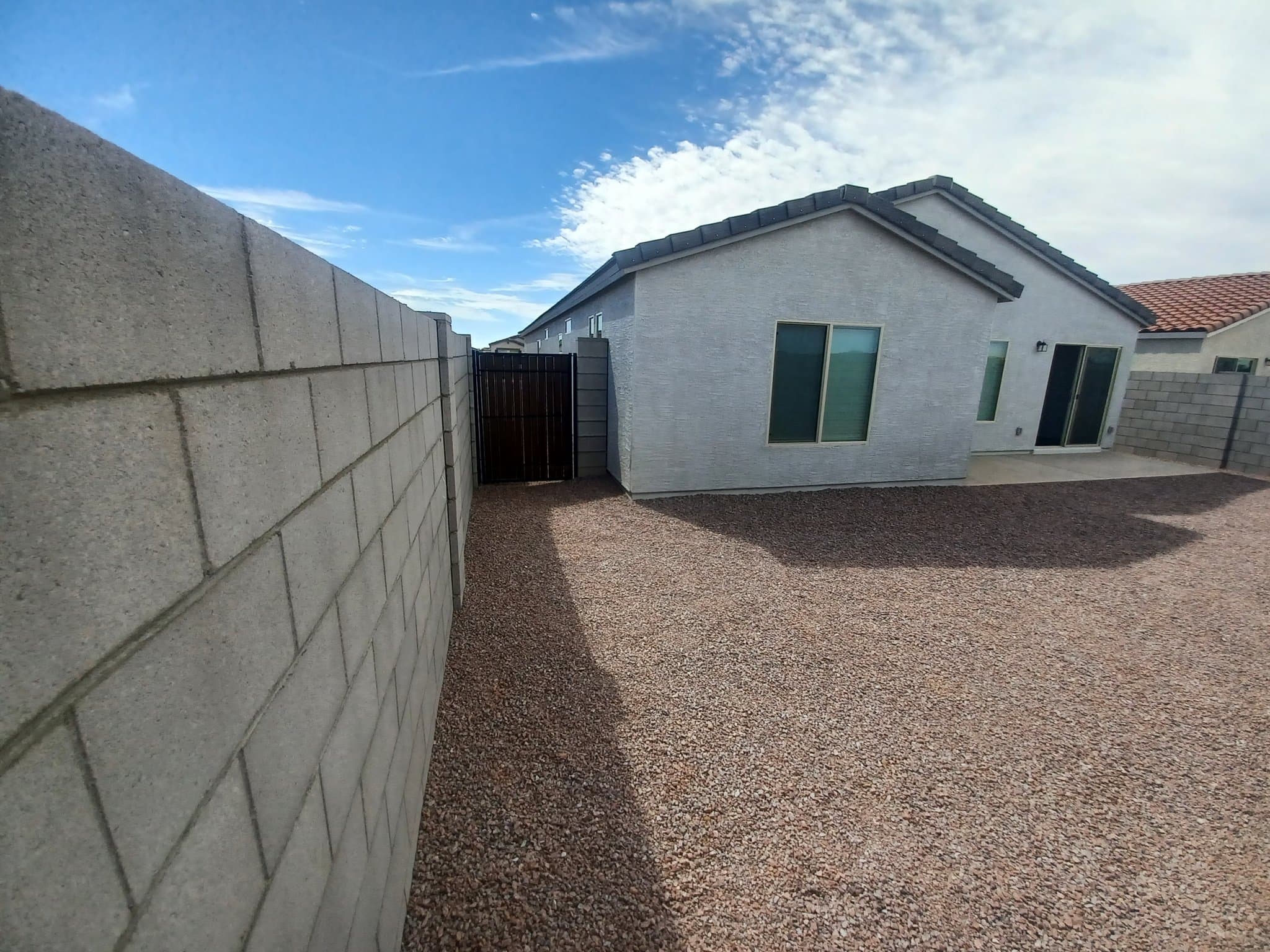 Coolidge House: 1362 w Aztec DR