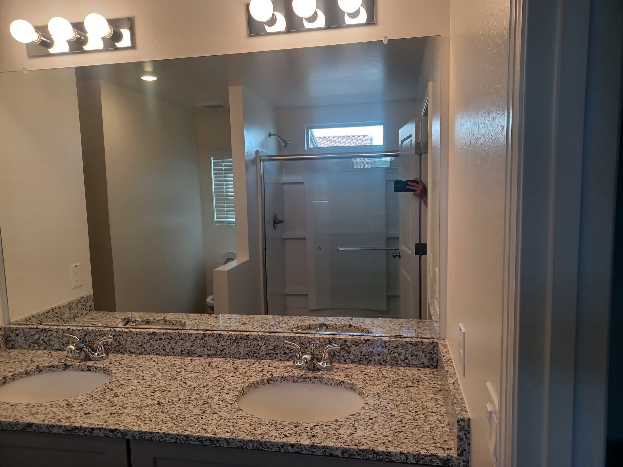 Coolidge House: 1362 w Aztec DR