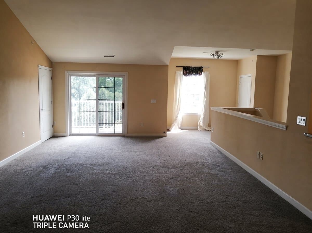 Waukesha Condo: 2712 Northview Rd