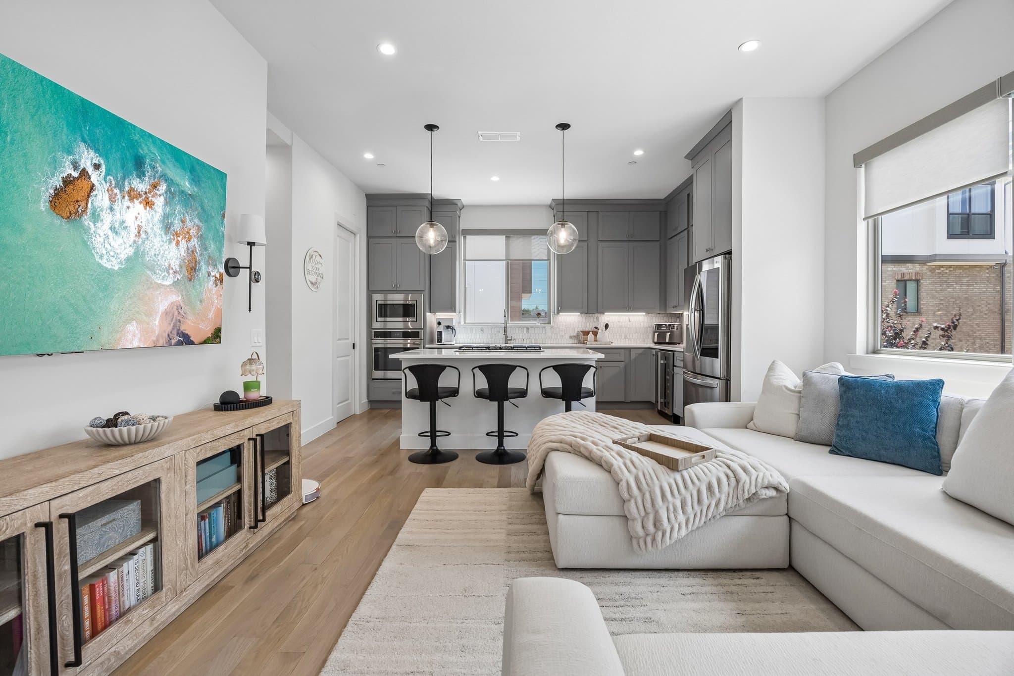 Dallas Townhome: 13900 Noel Rd