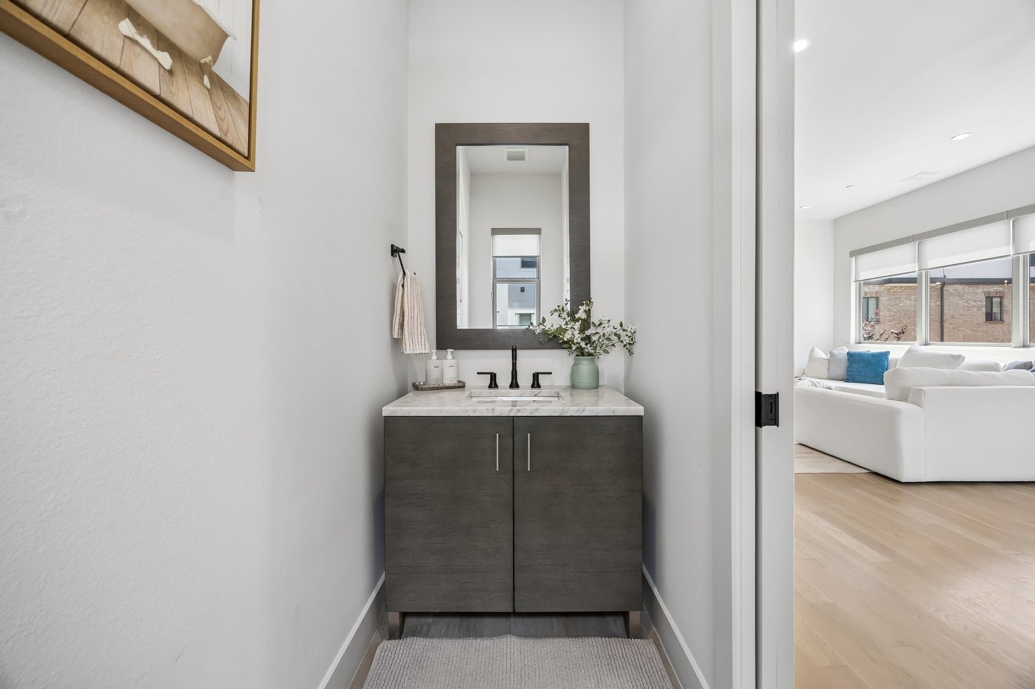 Dallas Townhome: 13900 Noel Rd