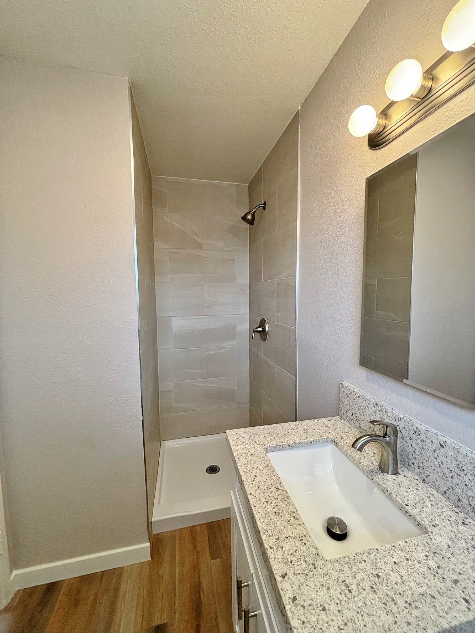 Riverside House: 4127 Seymour St