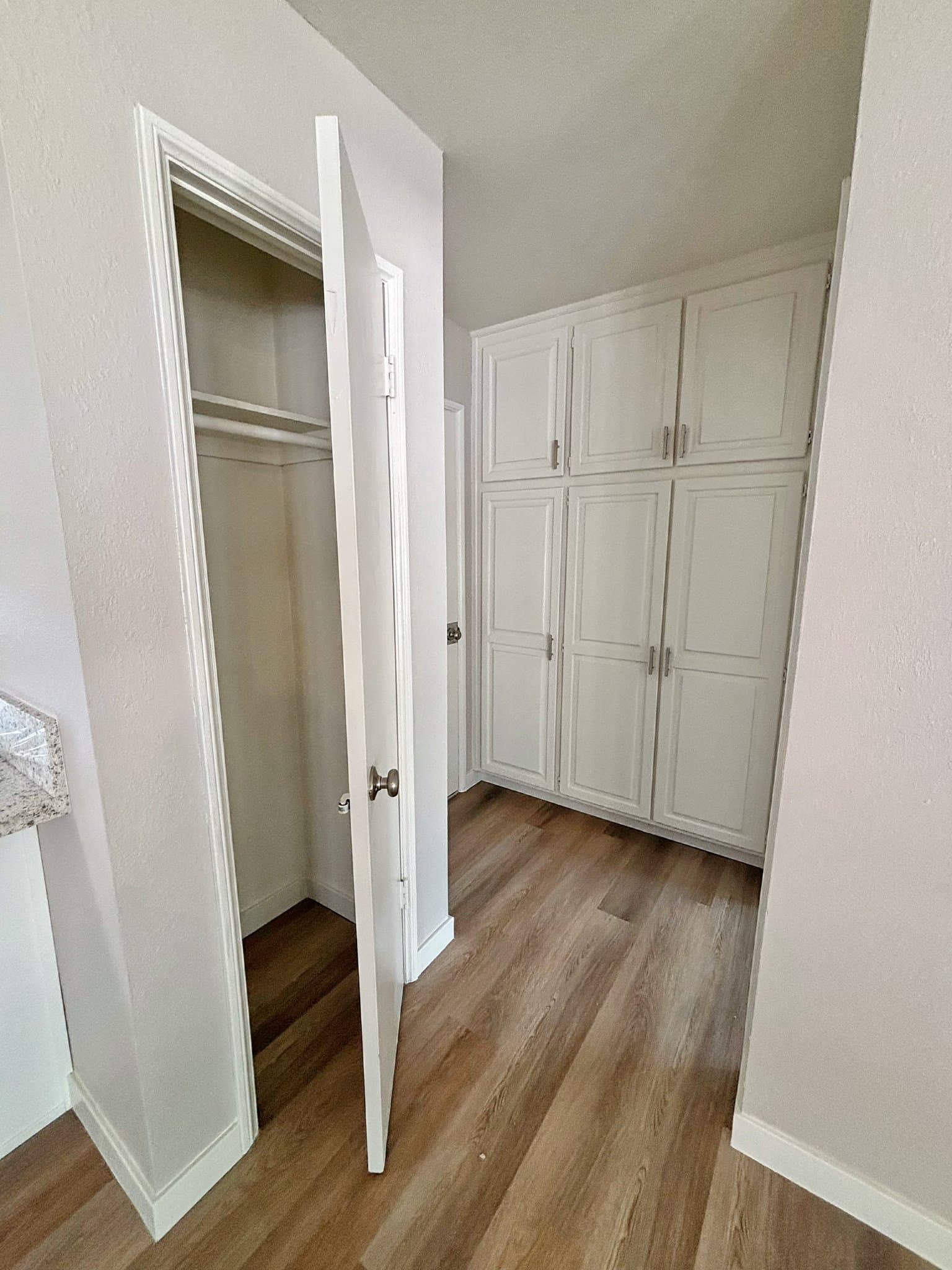Riverside House: 4127 Seymour St