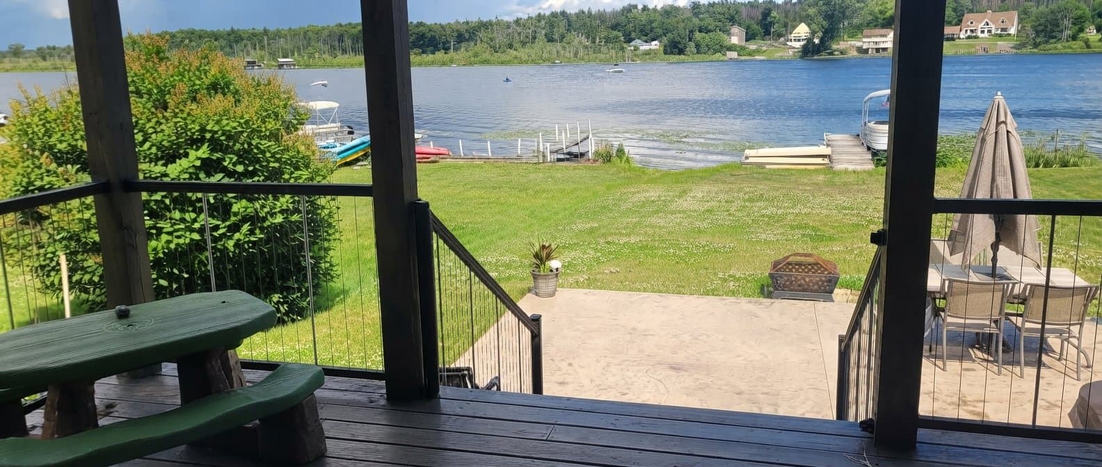 Ballston Lake Apartment: 78 Connolly Rd