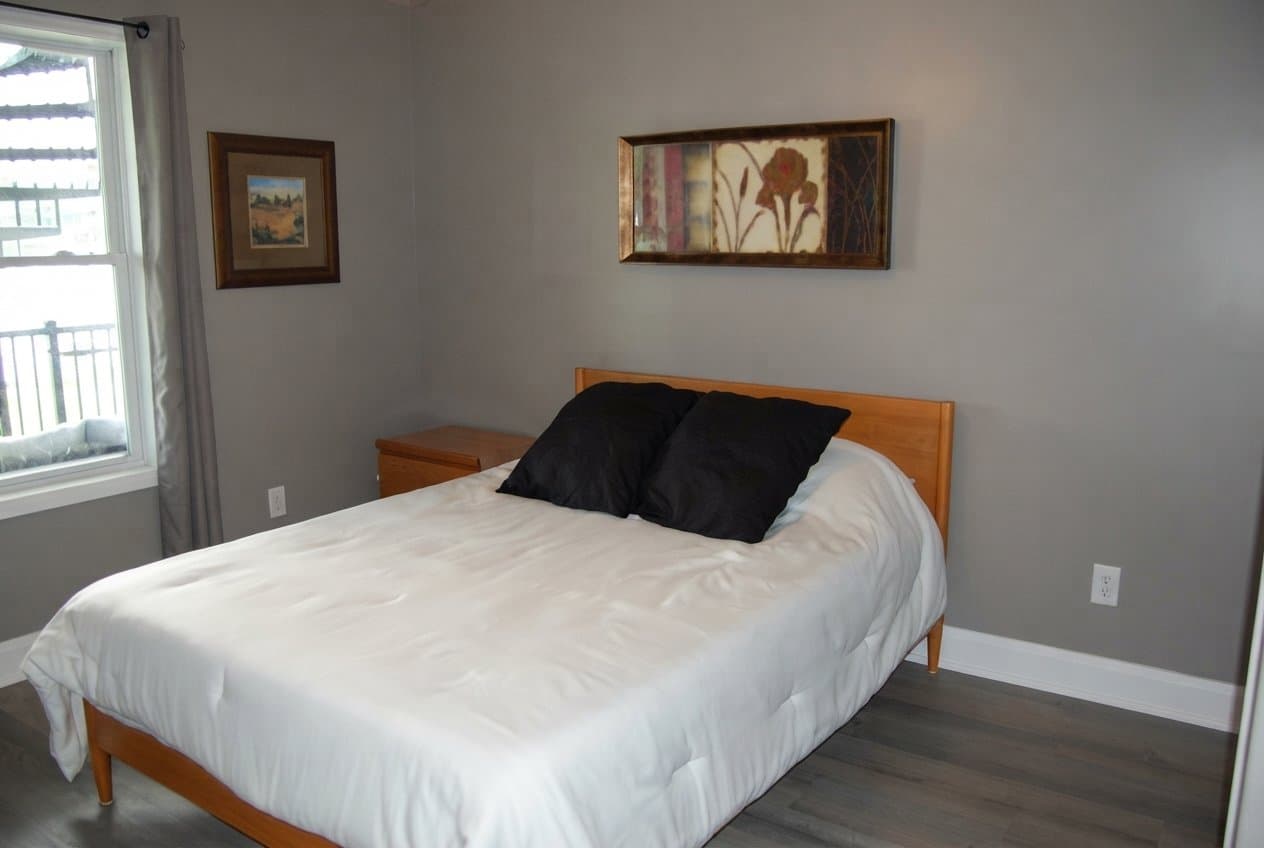 Ballston Lake Apartment: 78 Connolly Rd