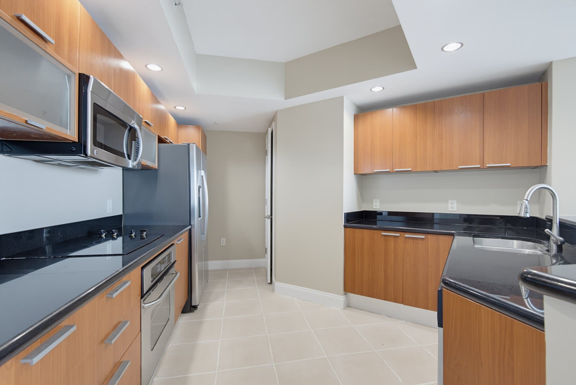 Holly Hill Condo: 241 RIVERSIDE DRIVE