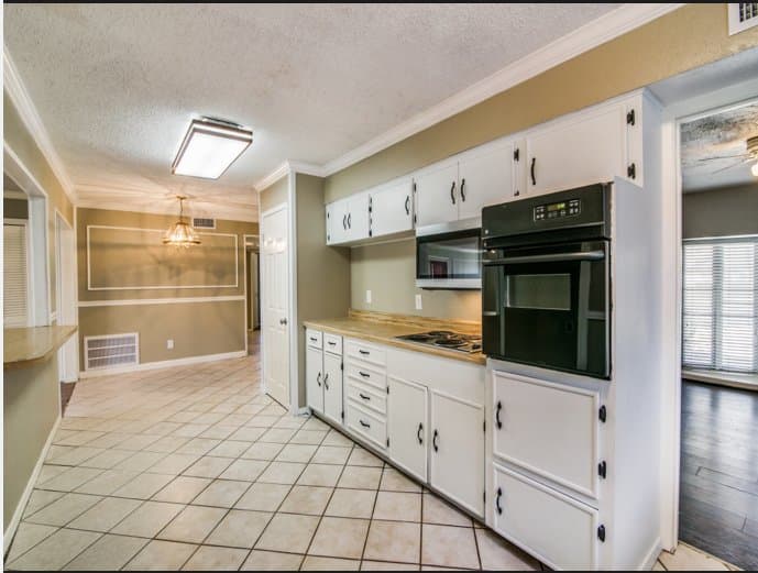 Mesquite House: 2316 Rosemarie Dr