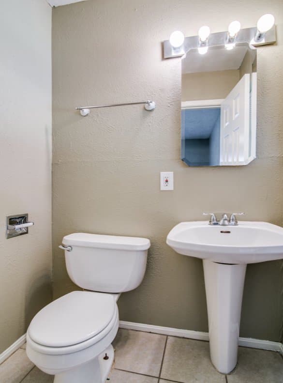 Mesquite House: 2316 Rosemarie Dr