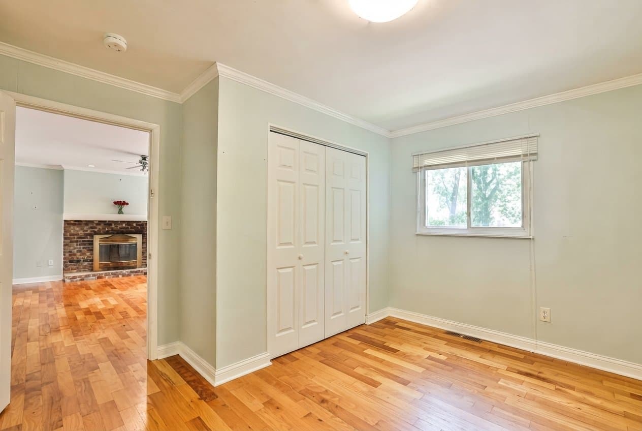 Cincinnati House: 4828 laurel ave