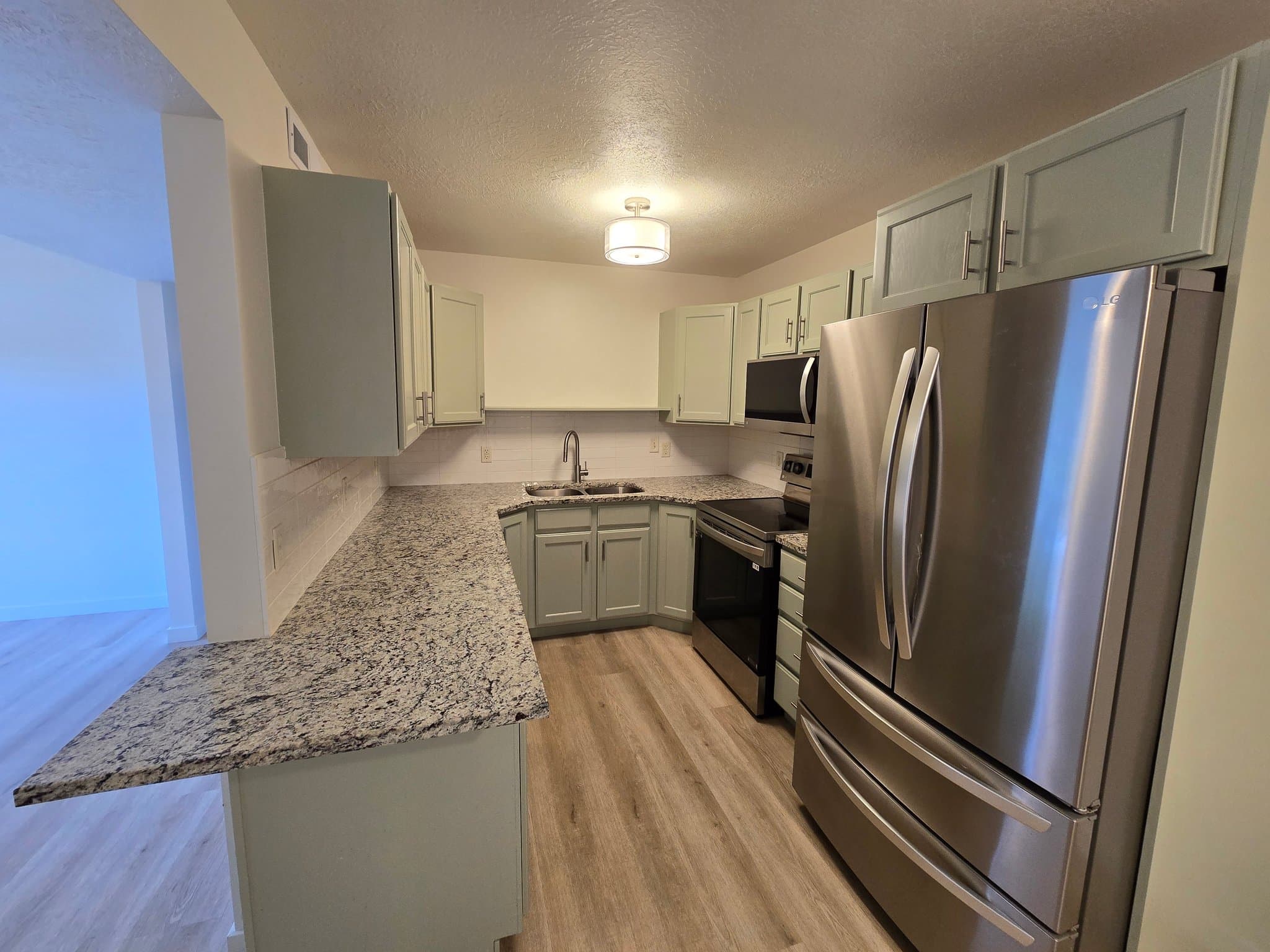 OREM Condo: 1344 west 1240 north