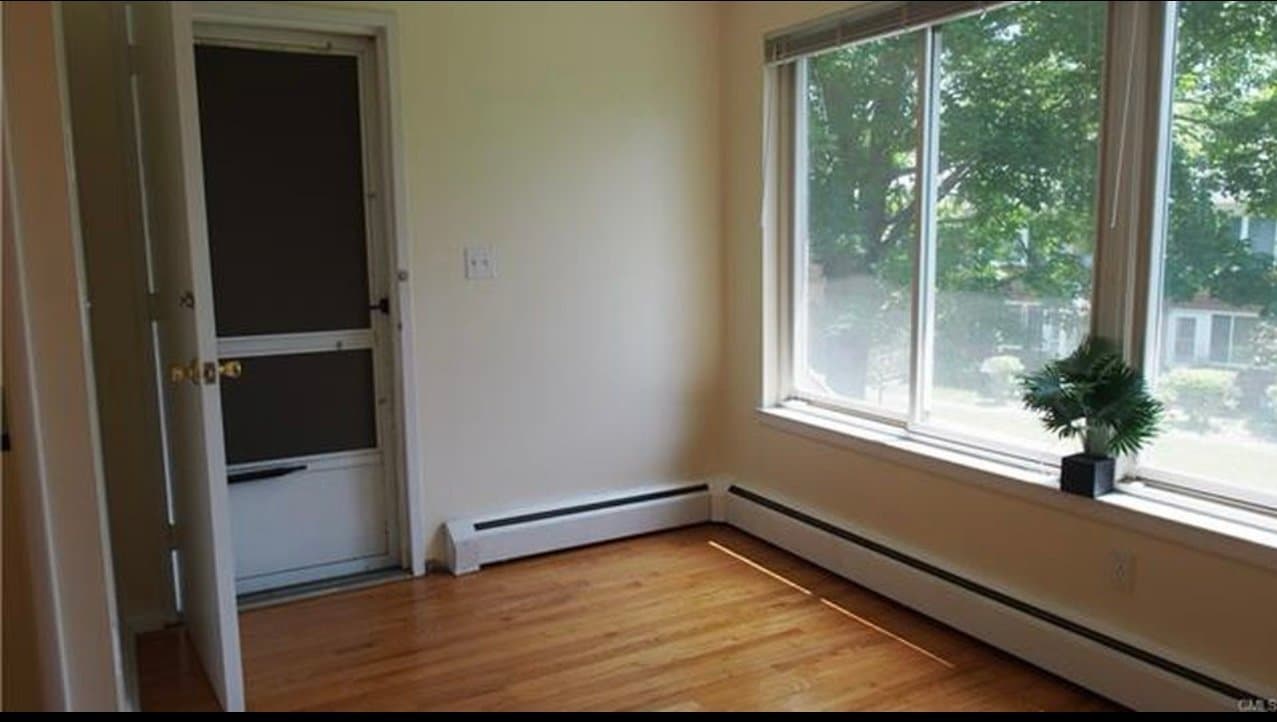 Fairfield Condo: 123 Katona Dr