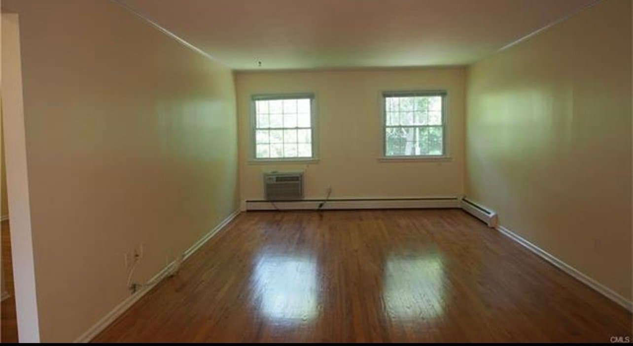 Fairfield Condo: 123 Katona Dr