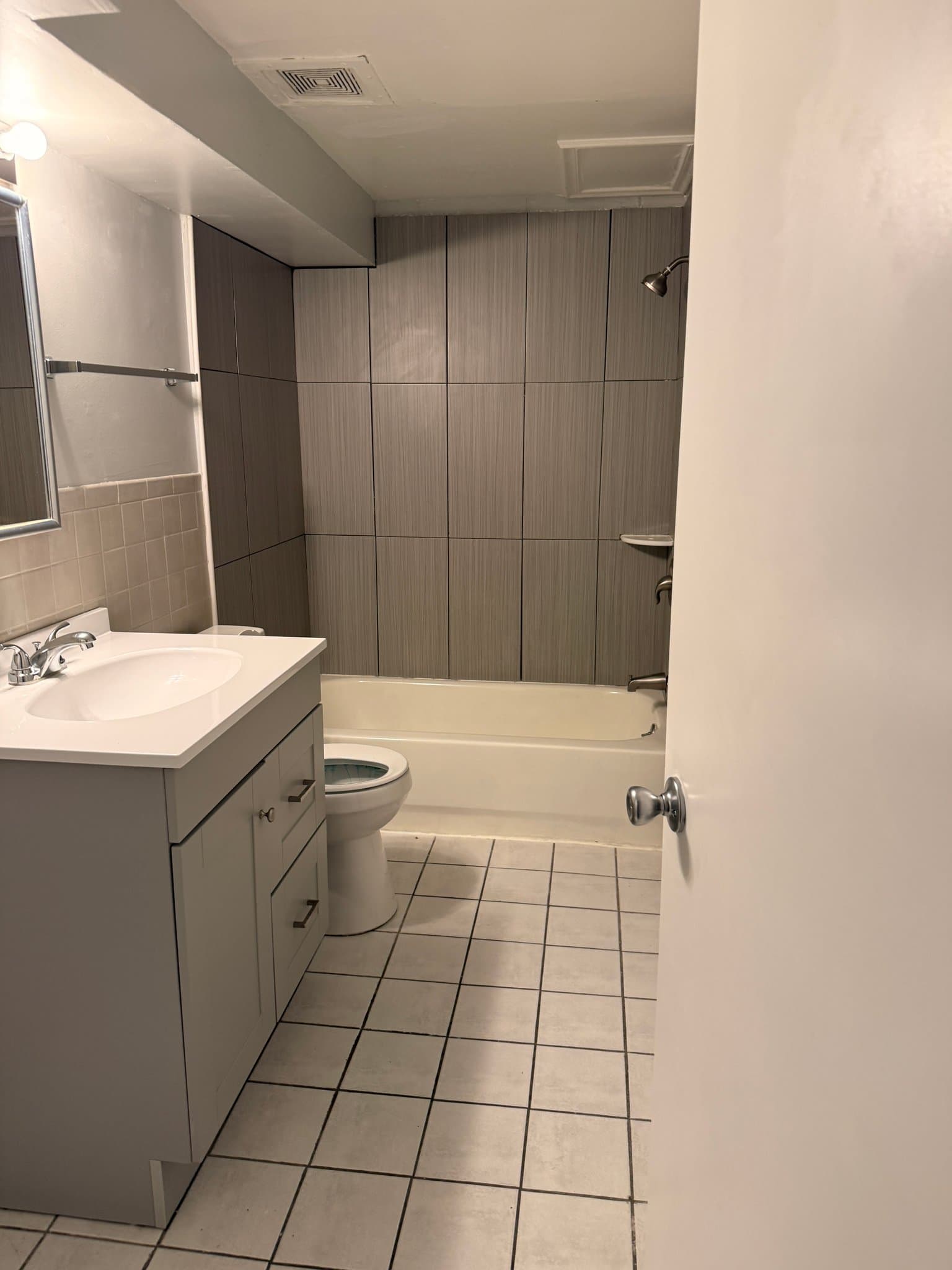 Midvale Apartment: 793 W. Lennox