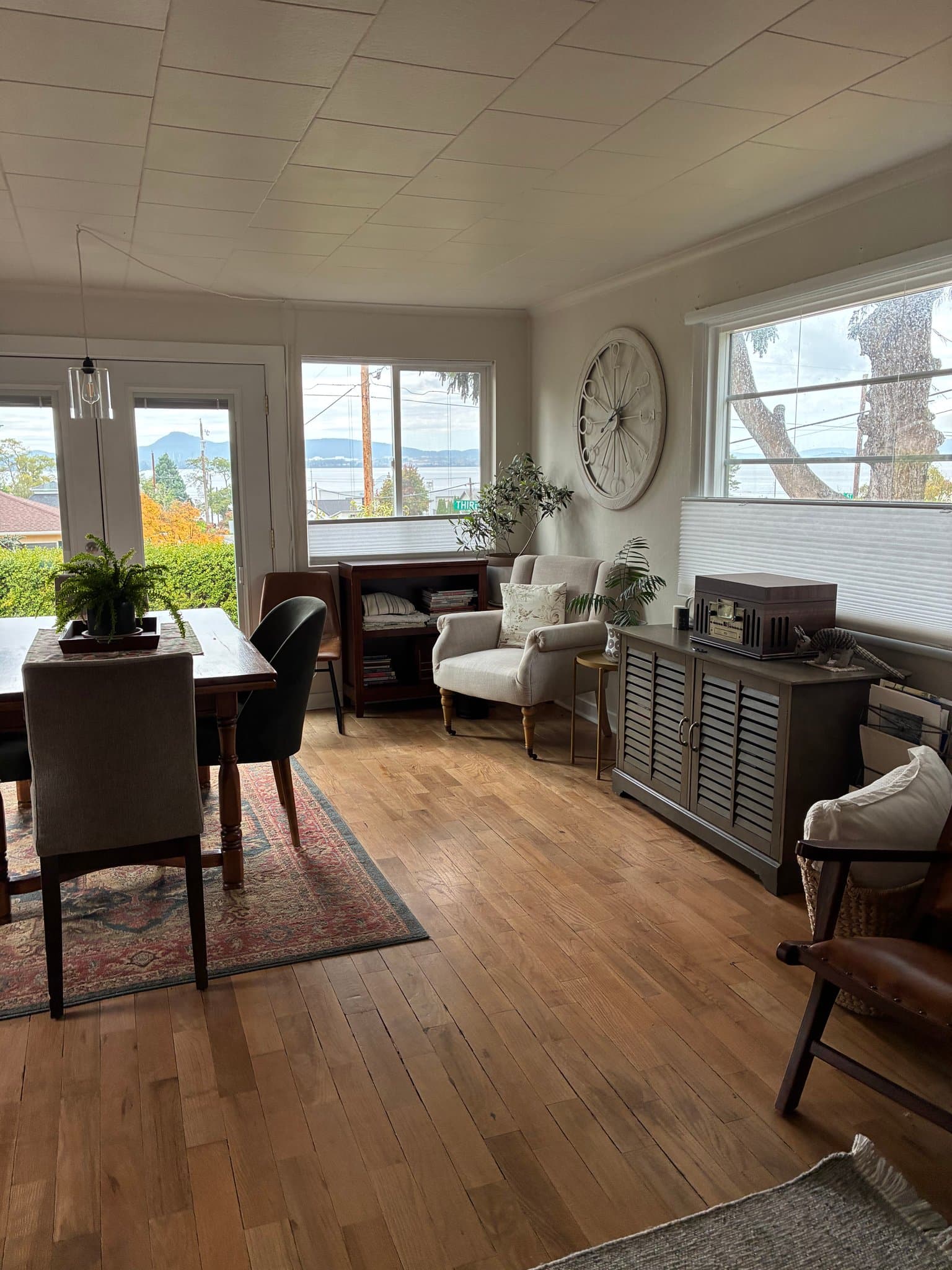 Mount Vernon House: 11177 3rd St