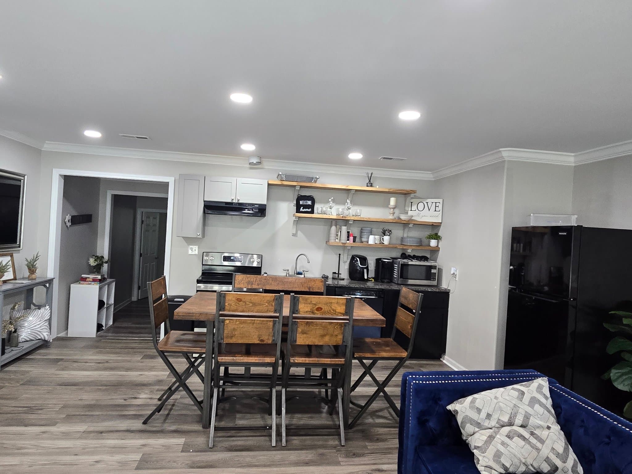 Huntsville House: 2712 Mastin Lake