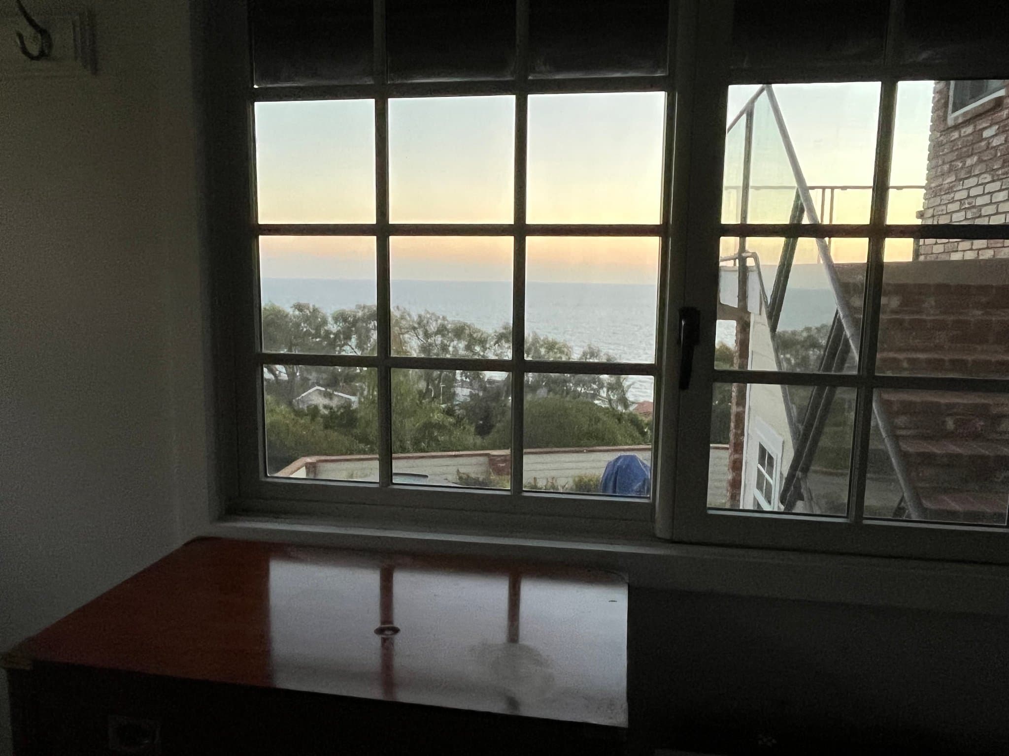 Laguna Beach Apartment: 30 N Stonington Rd