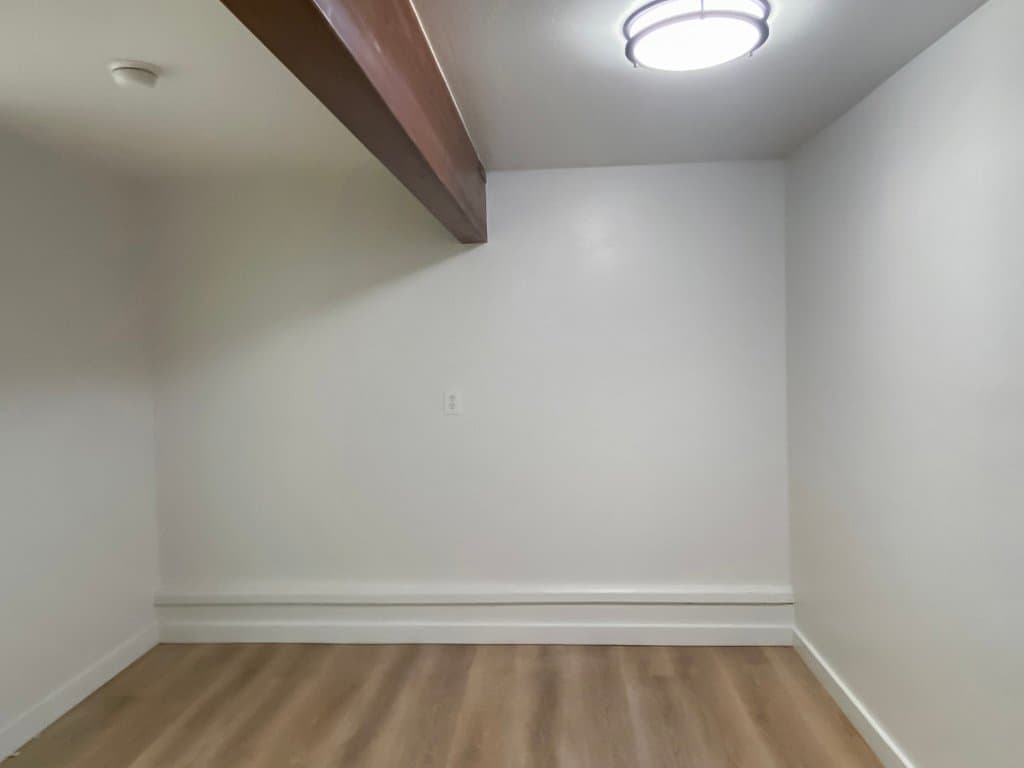 Dunsmuir Multiplex: 6126 Butterfly Ave