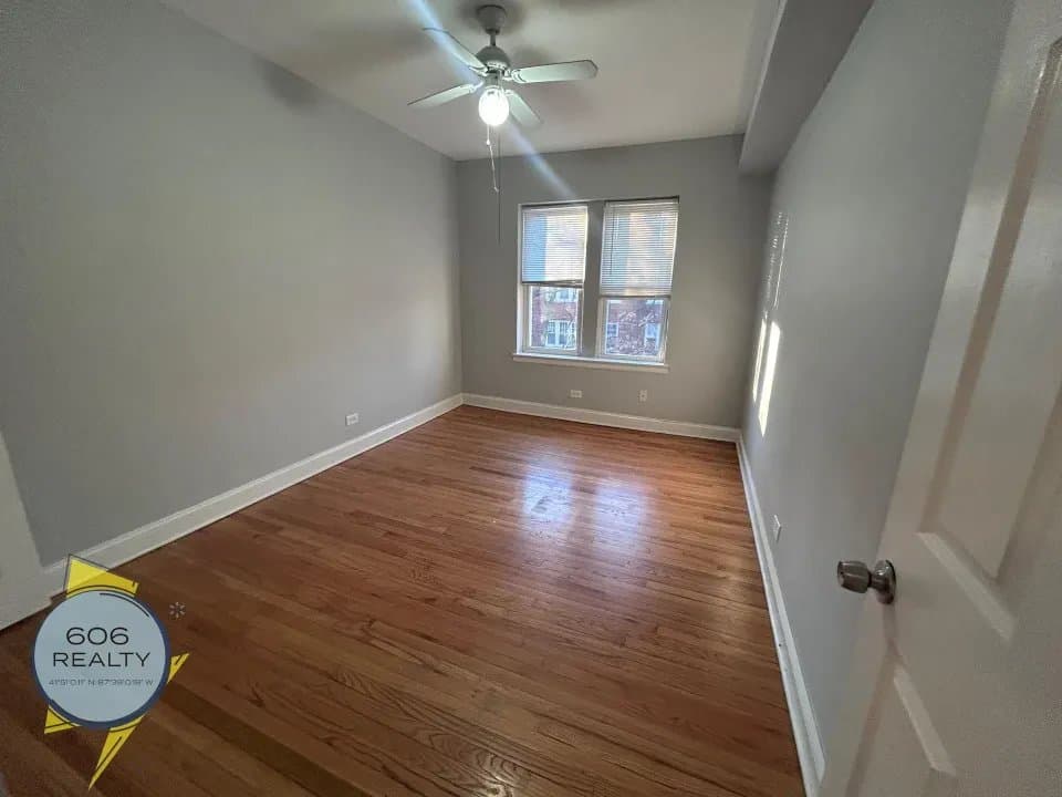 Chicago Apartment: 7346 North Damen Avenue #2 Chicago, IL 60645