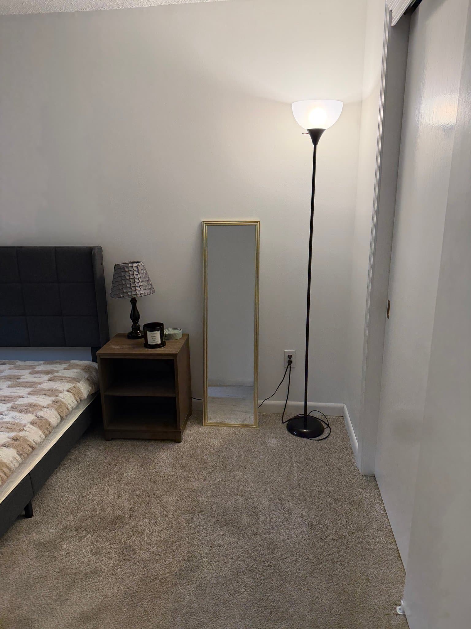 Wethersfield Single Room: 53 Schoolhouse Crossing