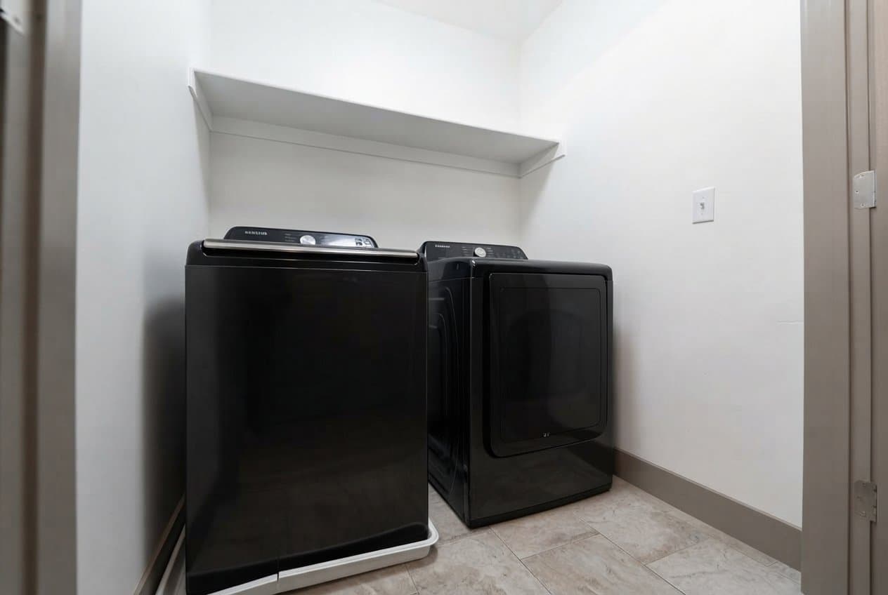 Santaquin House: 110 W 930 N