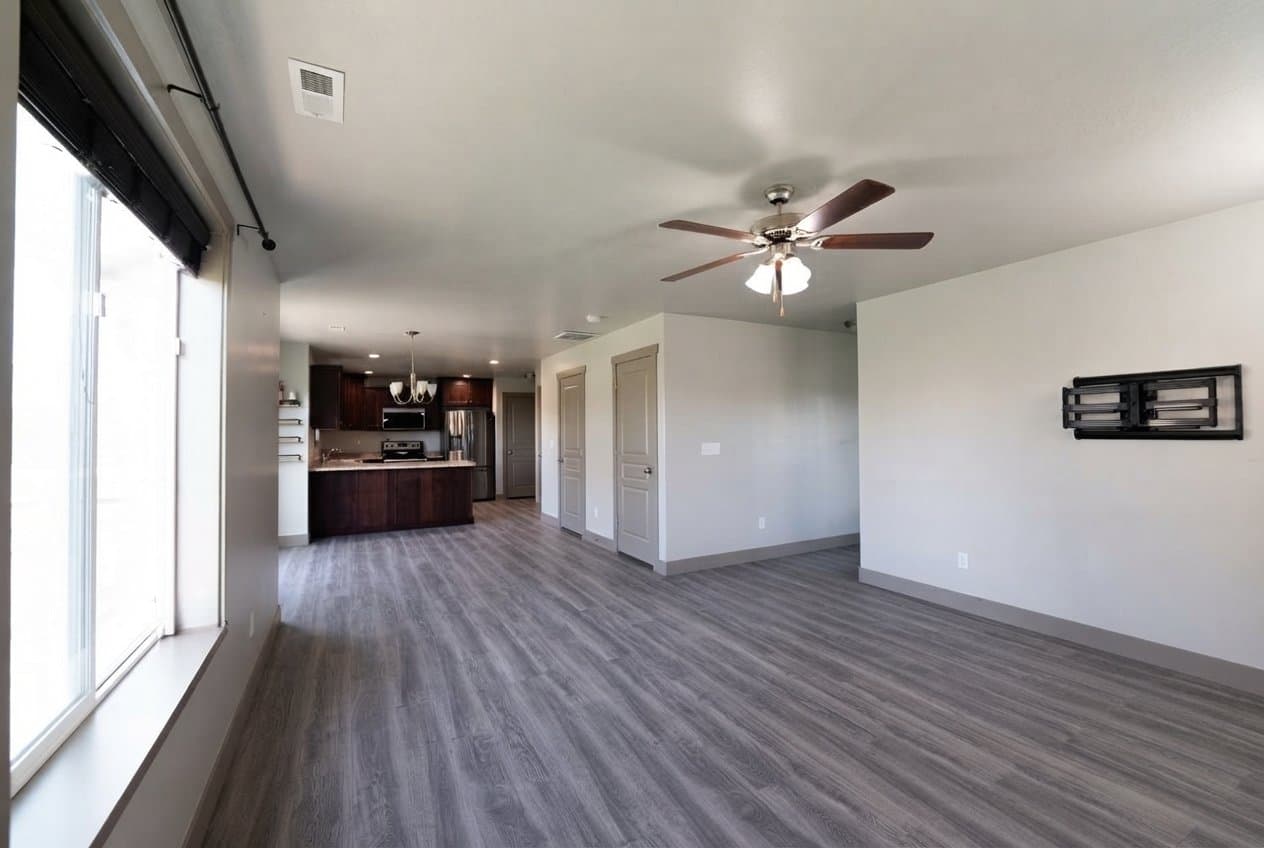 Santaquin House: 110 W 930 N