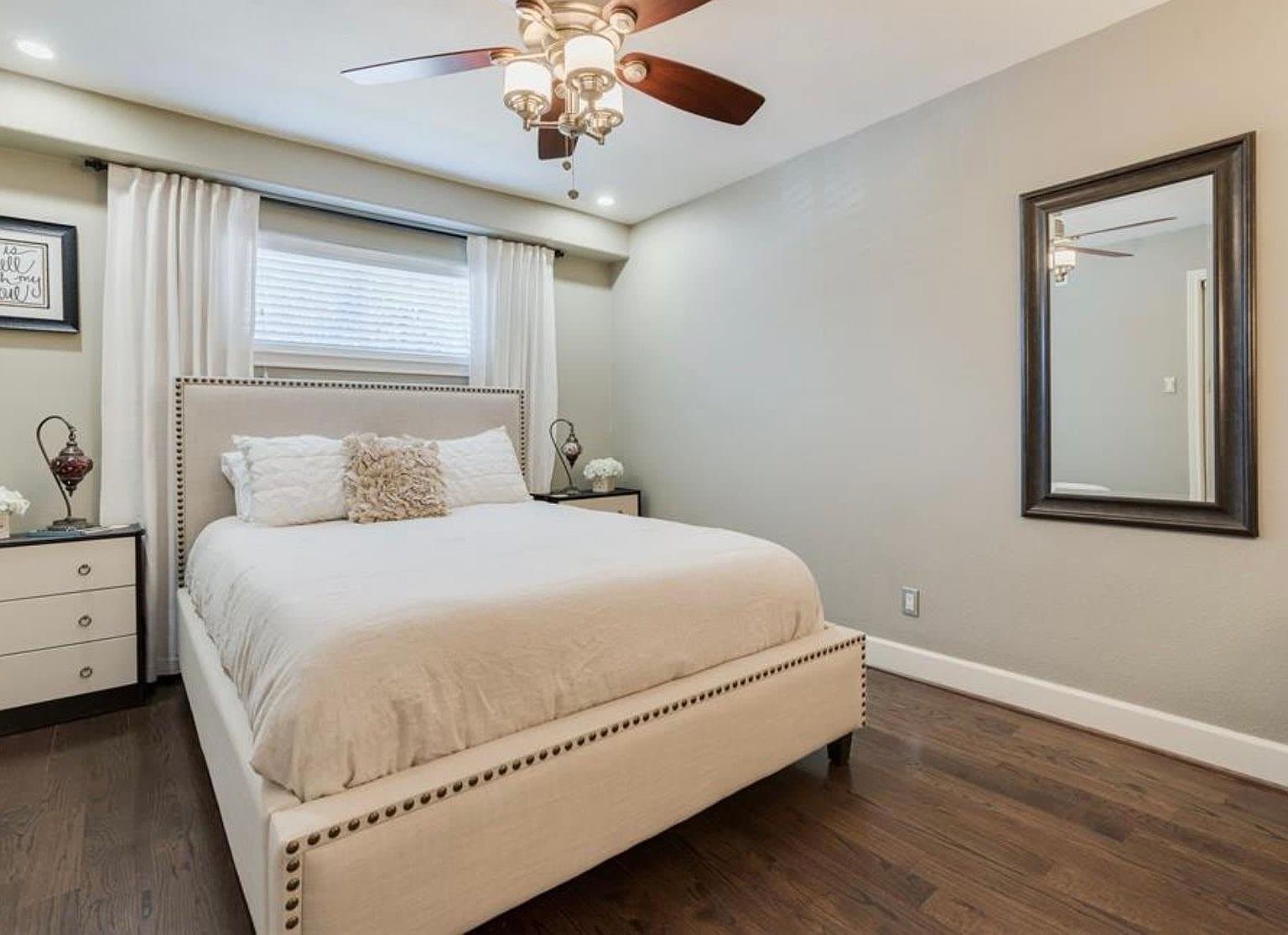 Houston Condo: 1449 Heights Blvd
