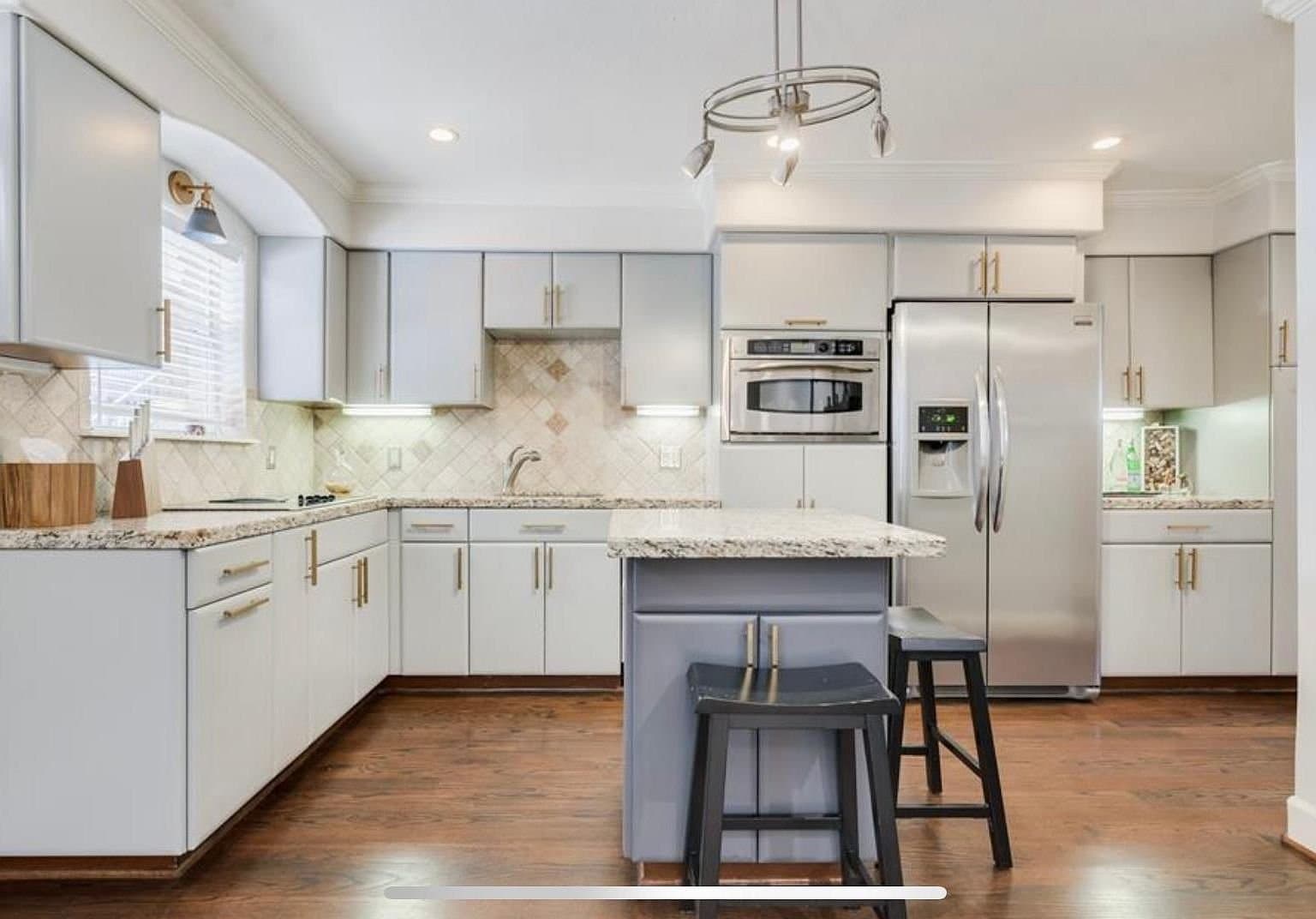 Houston Condo: 1449 Heights Blvd