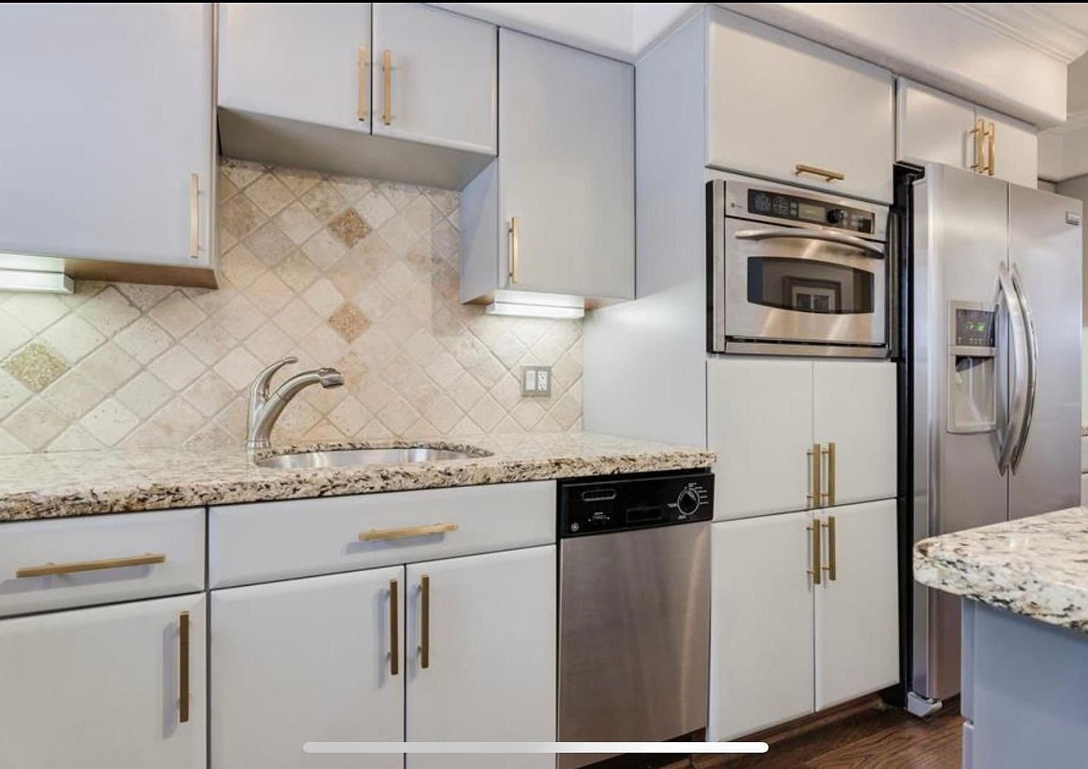 Houston Condo: 1449 Heights Blvd