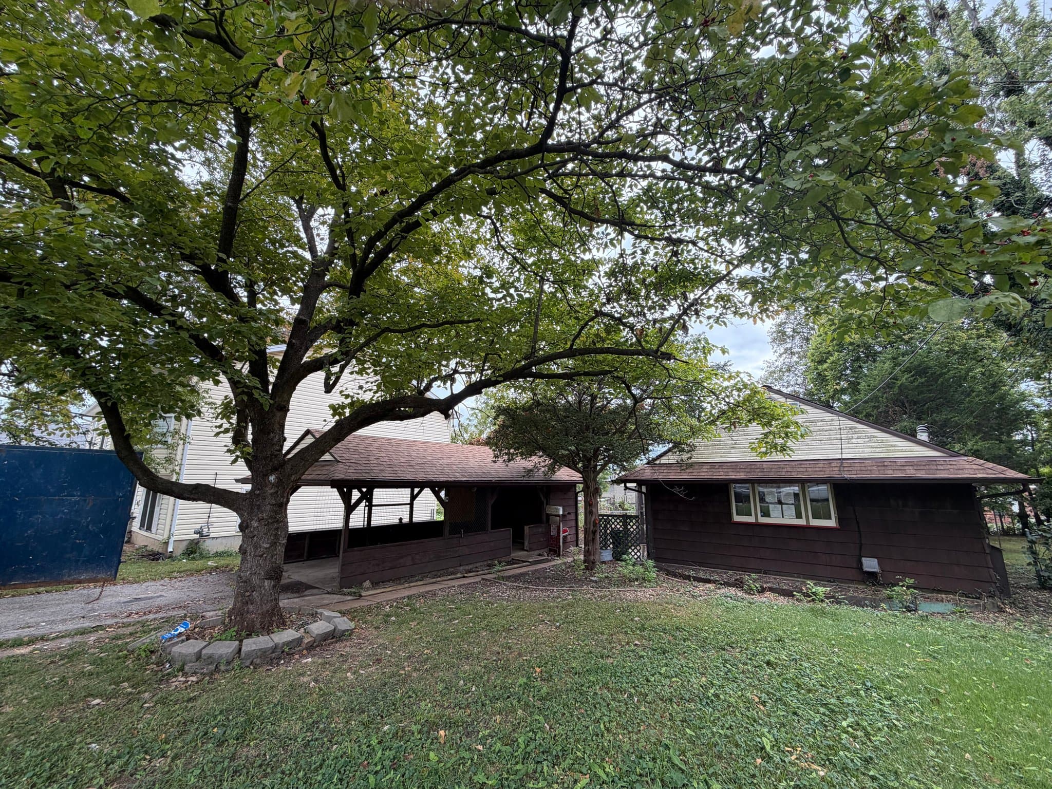 St. Louis House: 9518 Marlowe Ave
