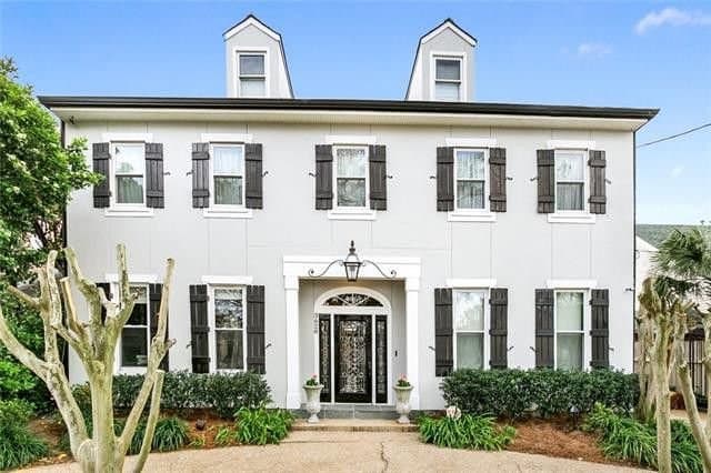 Metairie House: 3628 Severn Ave