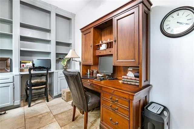 Metairie House: 3628 Severn Ave