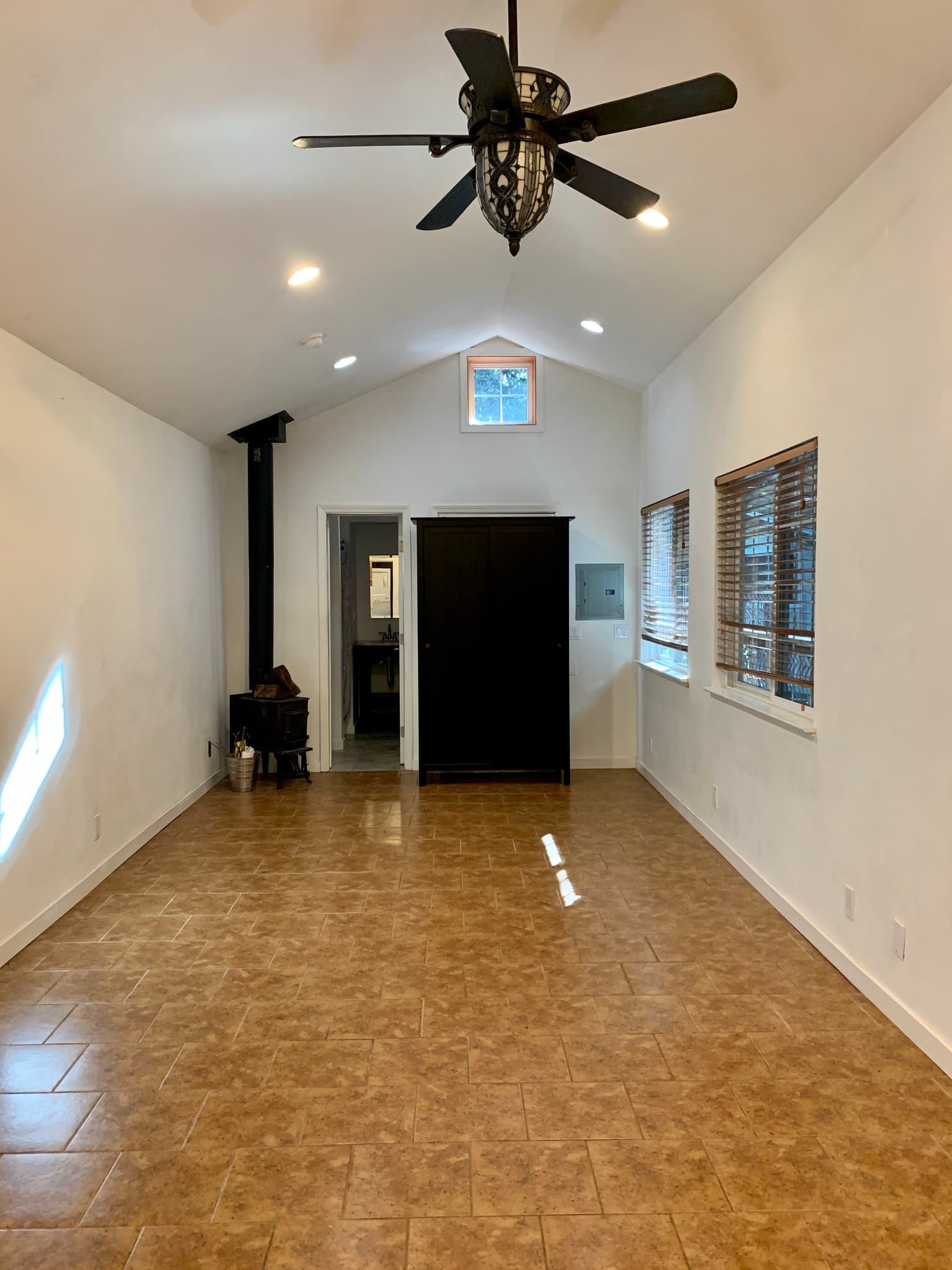 Ben Lomond House: 435 Hubbard Gulch Rd