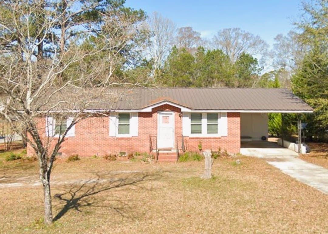 Eastman House: 5507 Russell Ave