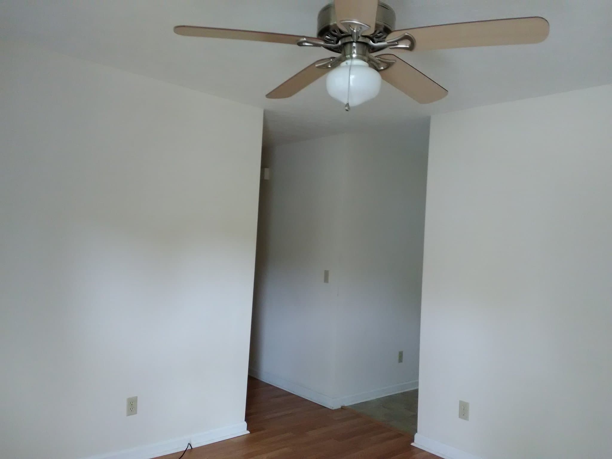 Dublin House: 606 Windcrest Dr