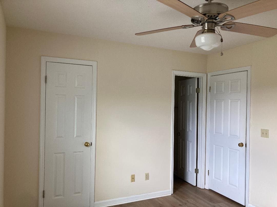 Dublin House: 606 Windcrest Dr