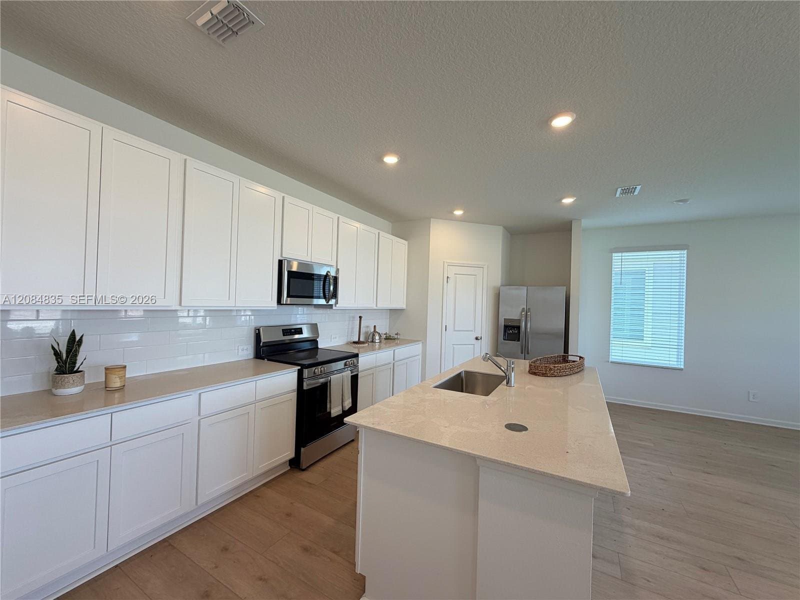 SAINT CLOUD House: 4443 Vibernum Ave
