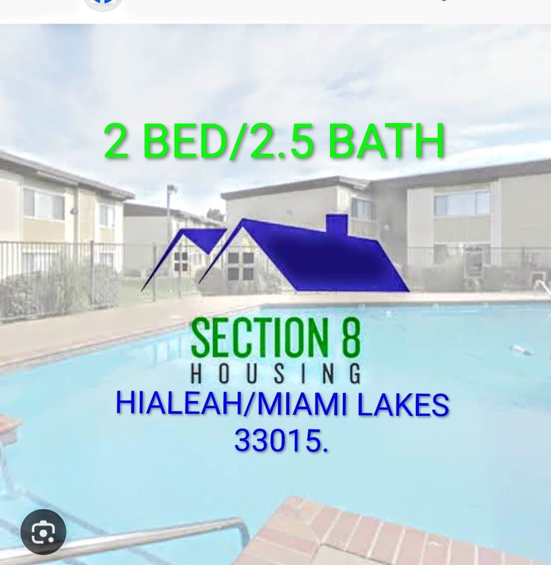 Hialeah Townhome: 18520 NW 67 ave
