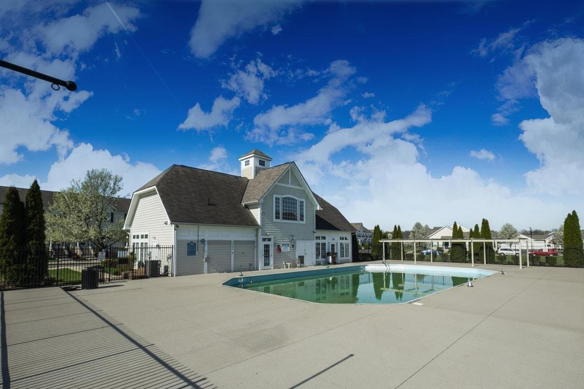 New Albany Townhome: 6060 Phar Lap Drive,