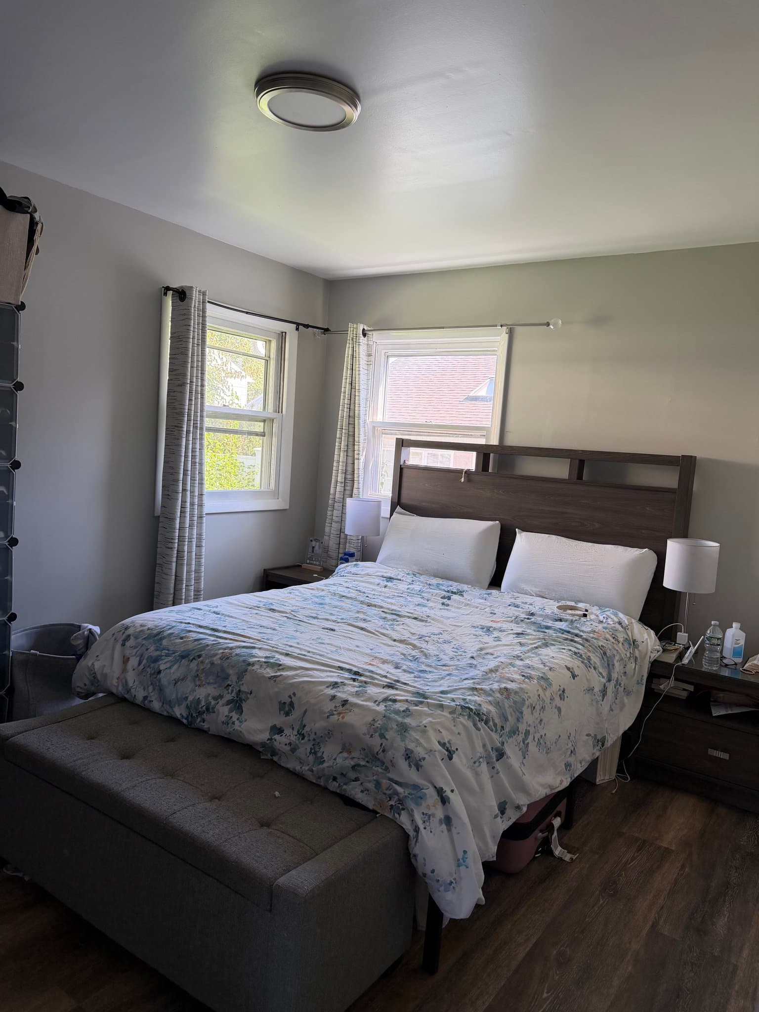 Latham House: 7 Long Ave