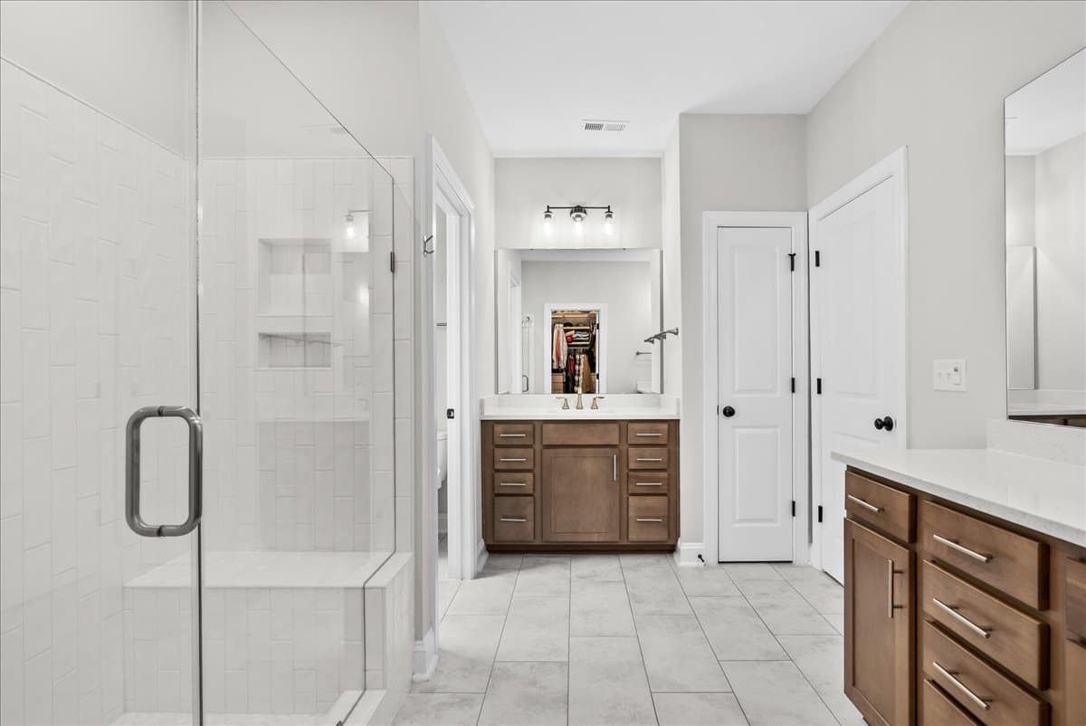 Raleigh House: 5216 Windmere Chase Dr